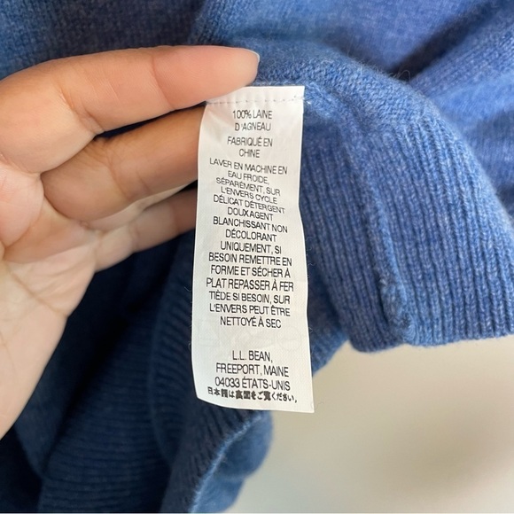 L.L. Bean 100% Lambswool V-Neck Sweater Vest - Picture 6 of 6